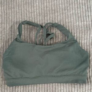 Lululemon Women's Strappy Sports Bra - Green
